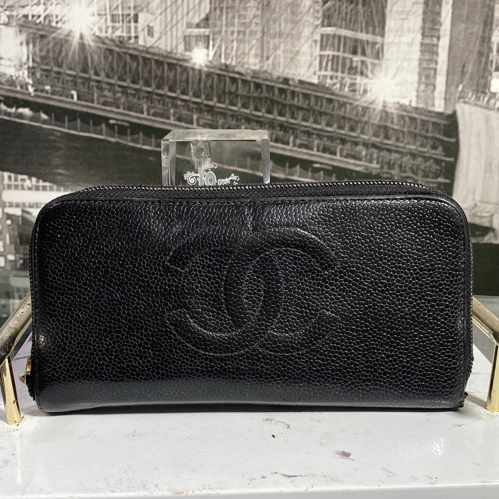 Authentic CHANEL Black Caviar Leather Timeless CC Wallet - Picture 8 of 16